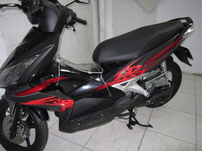 Bán xe Honda Air Blade Thái đời 2011-0