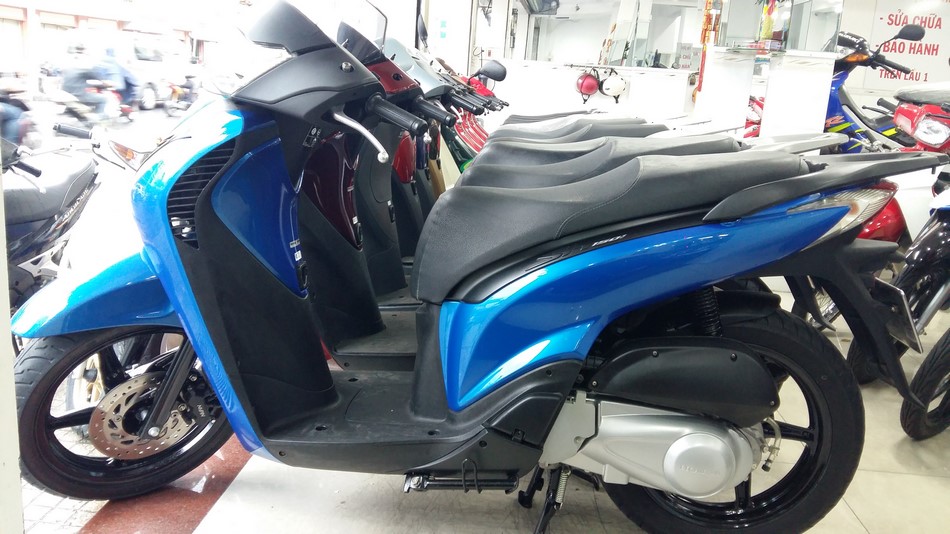 Bán xe Honda SH 150i nhập đời 2010-0