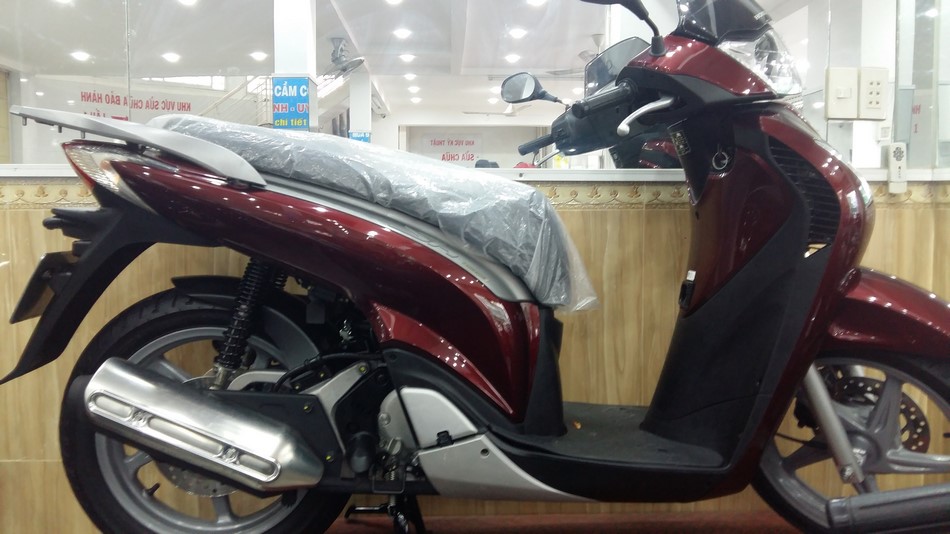 Bán xe Honda SH 150i nhập đời 2010 Mới 99,9%-0