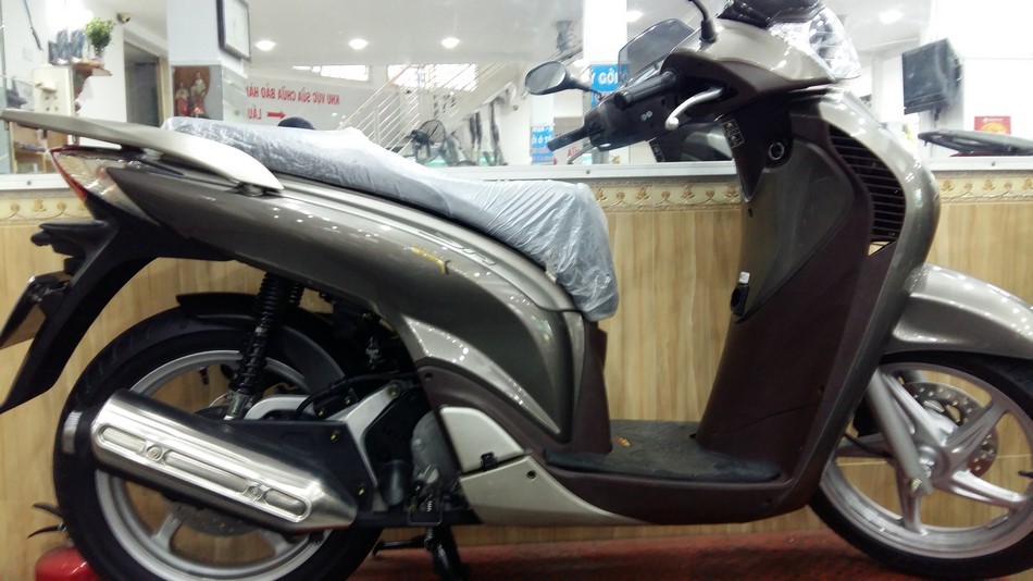 Bán Xe Honda SH 150i nhập Ý đời 2013 - Biển Số 87070-0