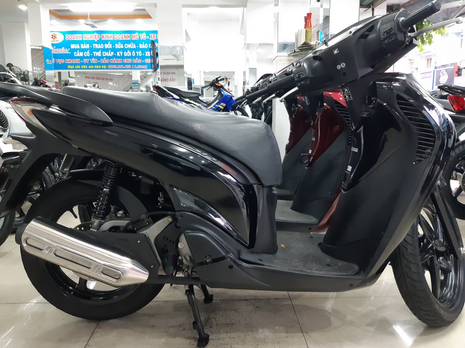 Bán xe SH 150i Nhập Ý Đời 2011-0