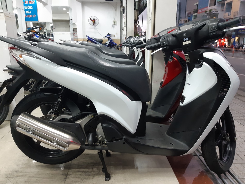 Bán xe SH 150i nhập Ý đời 2010 - BS 92332-0