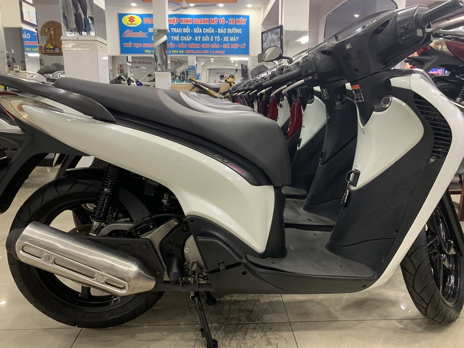 Bán Xe Honda SH 150i Mẫu Ý Đời 2011-0