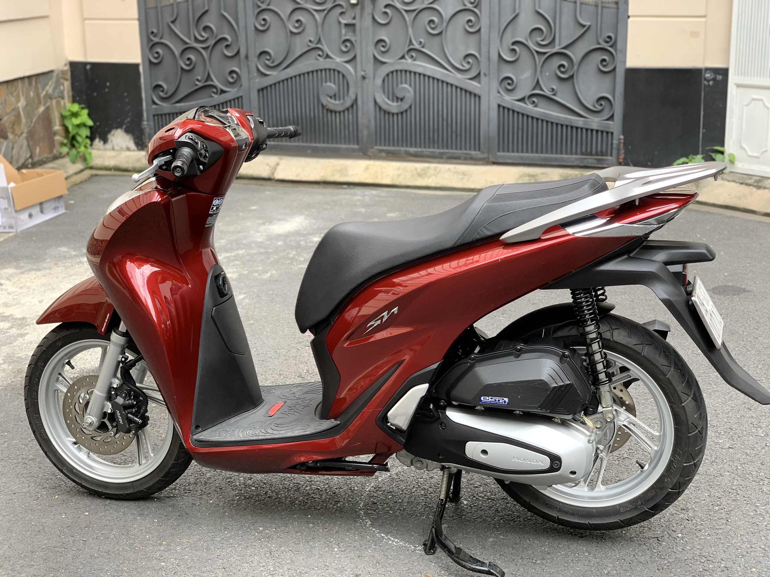 z6869277336740_404c99eb14f24dae21cec8e5be0a3301